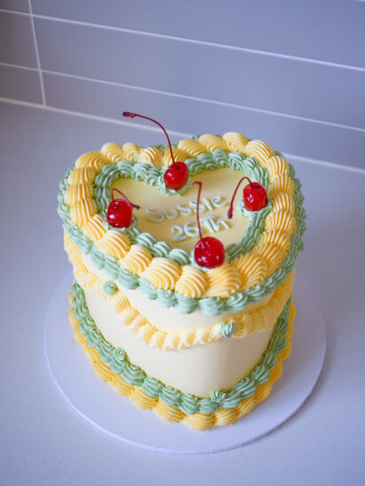 Yellow Green Vintage Cake