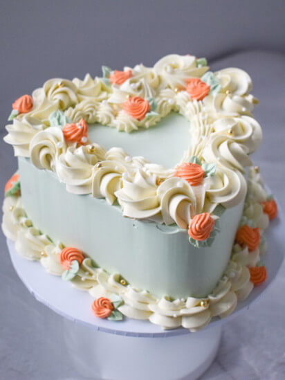 Blue Vintage Cake