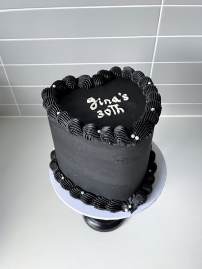 Black Vintage Cake